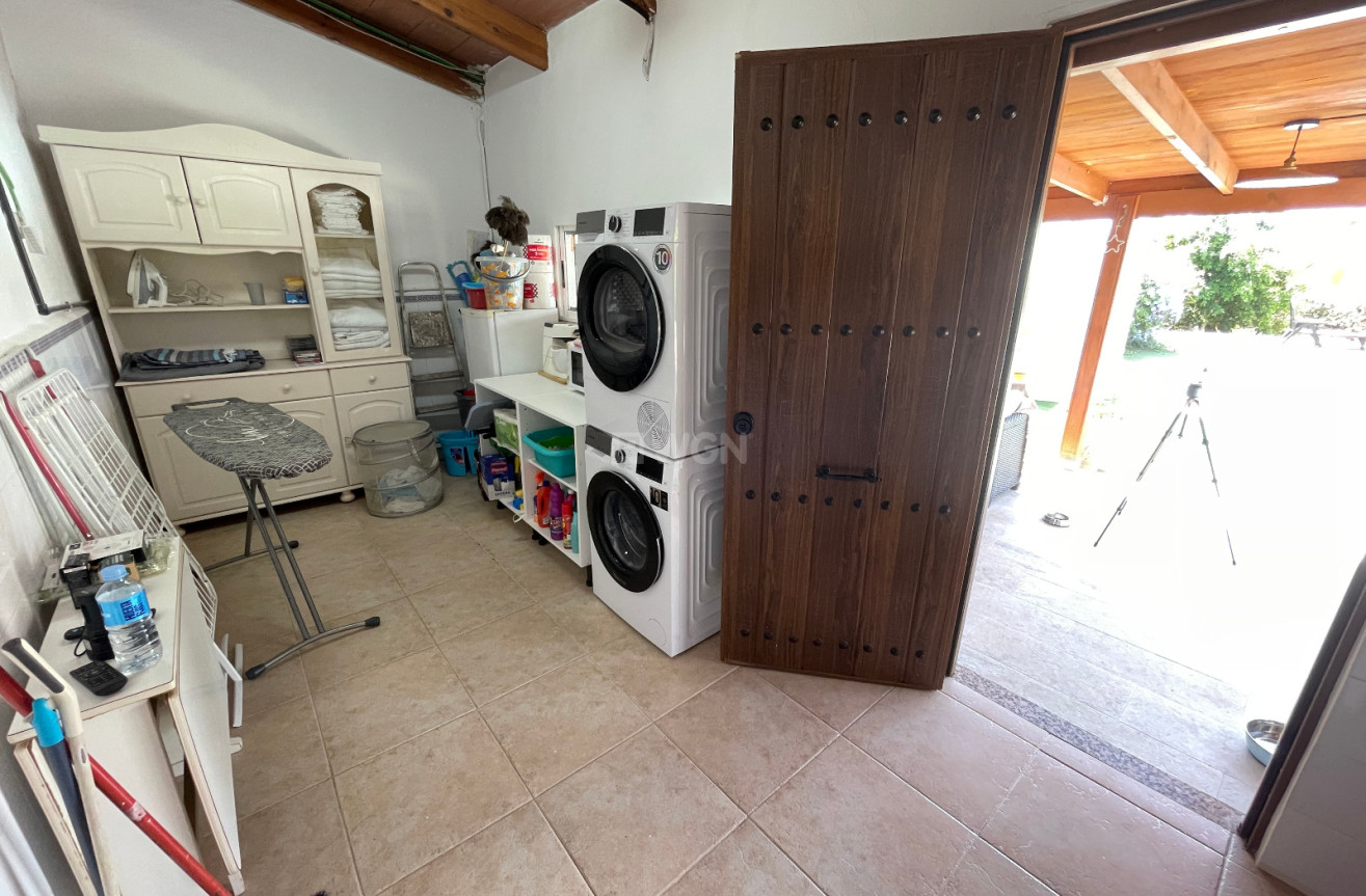 Odsprzedaż - Villa - Daya Nueva - Costa Blanca