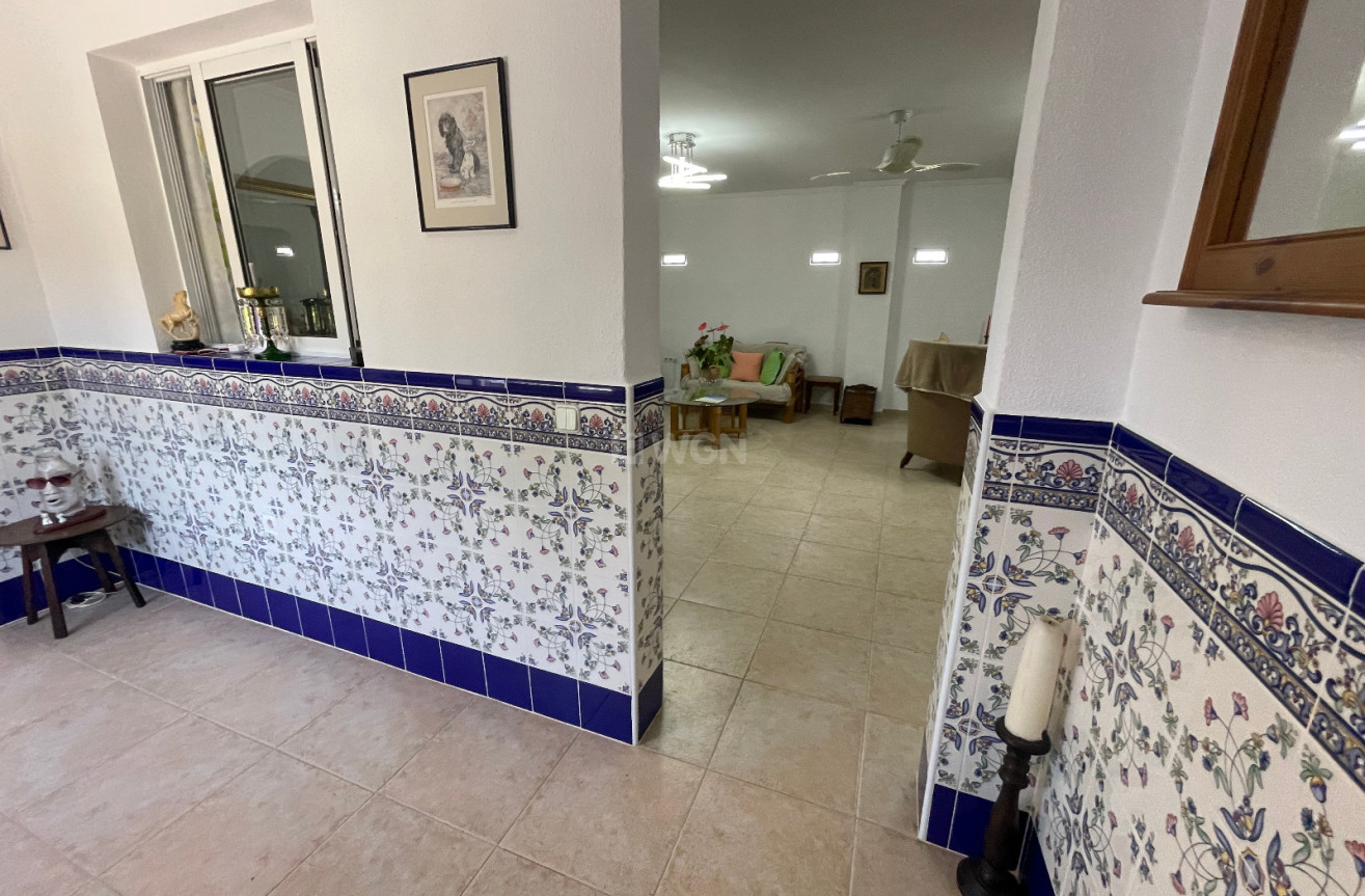 Odsprzedaż - Villa - Daya Nueva - Costa Blanca