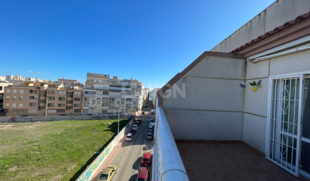 Resale - Apartment / flat - La Mata - Costa Blanca