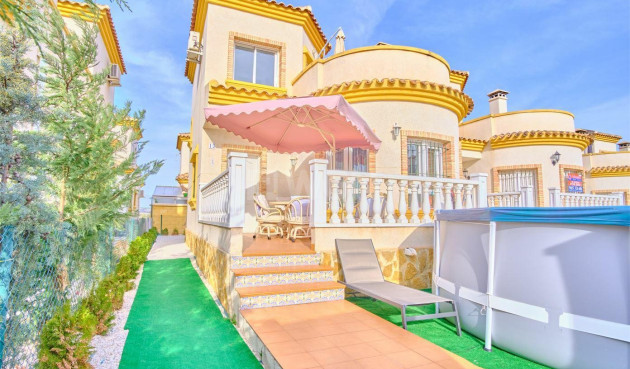 Odsprzedaż - Villa - Los Montesinos - Costa Blanca