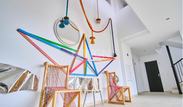 Odsprzedaż - Mieszkanie w bloku - Mil Palmeras - Costa Blanca