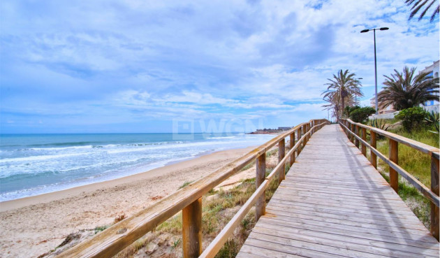 Odsprzedaż - Mieszkanie w bloku - Mil Palmeras - Costa Blanca