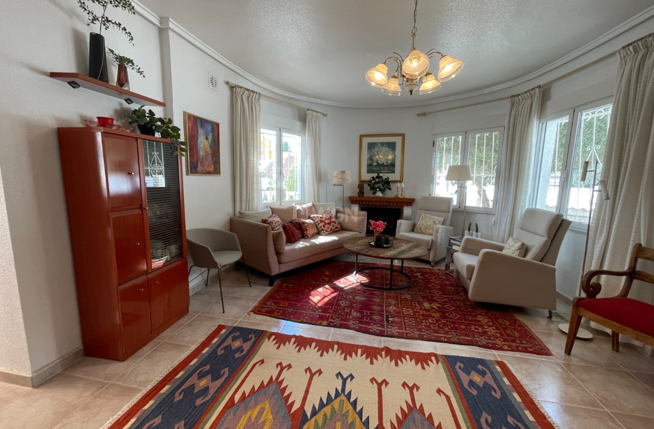 Reventa - Villa - Ciudad Quesada - Costa Blanca