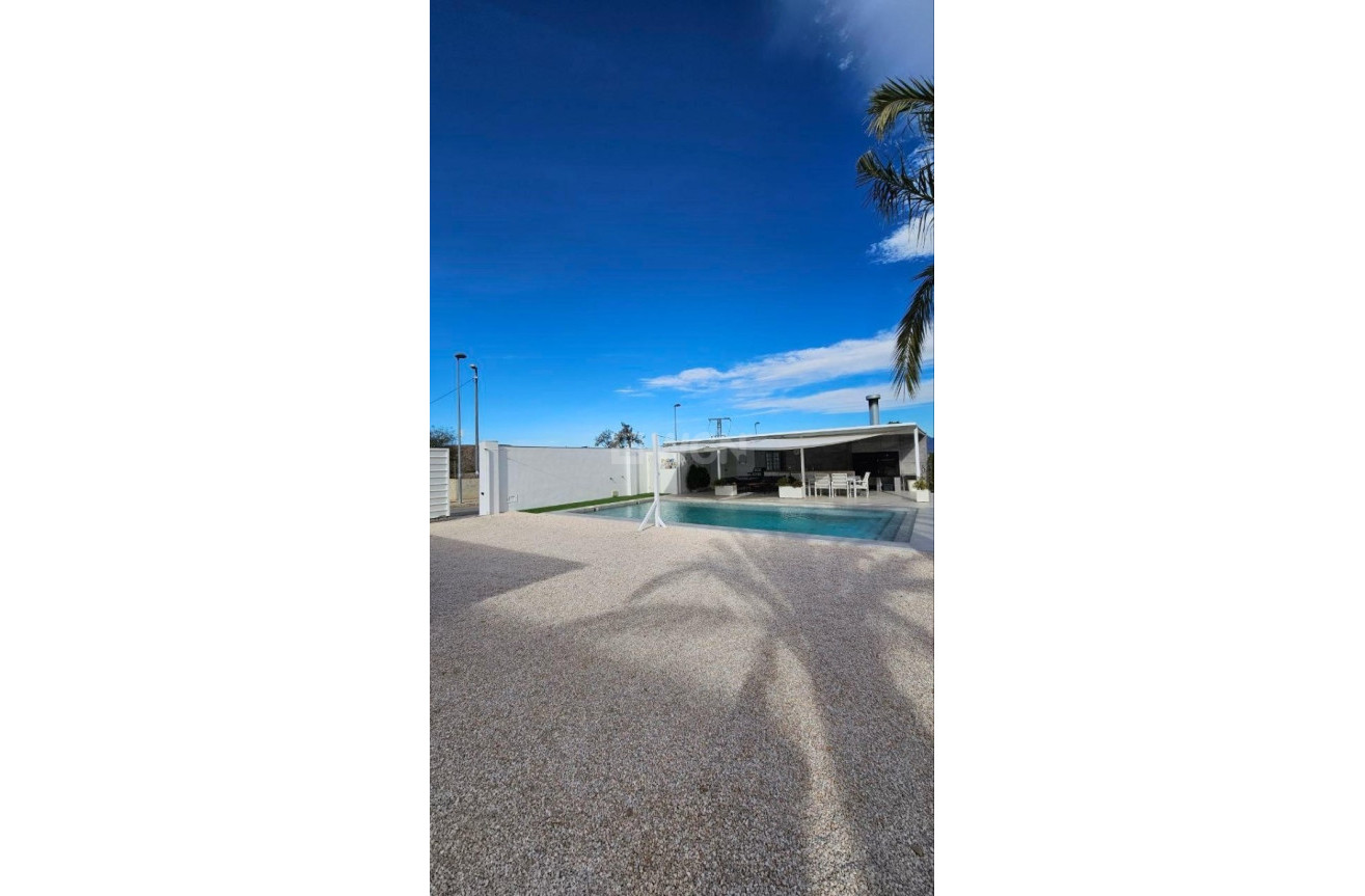 Odsprzedaż - Villa - Orihuela - Inland