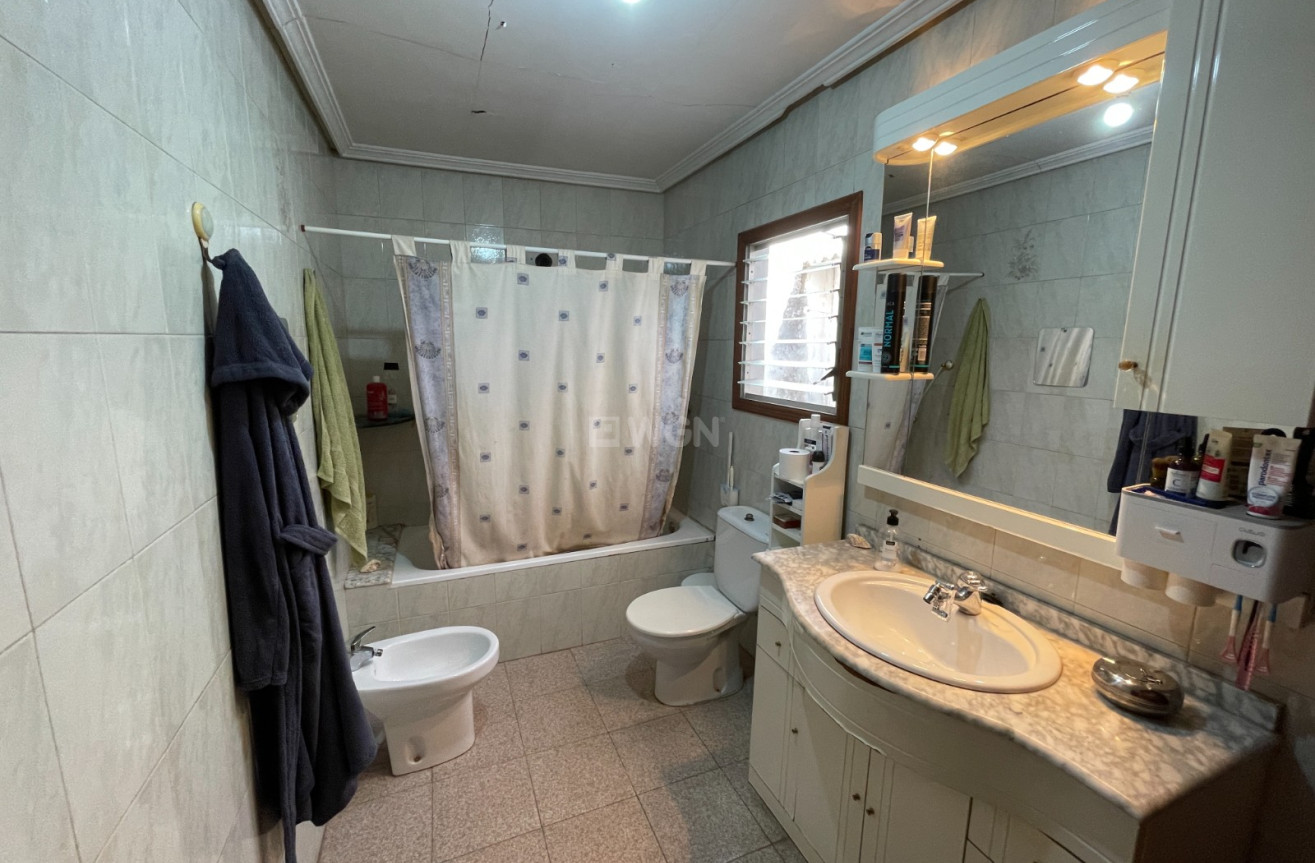 Odsprzedaż - Kamienica - Benejúzar - Inland