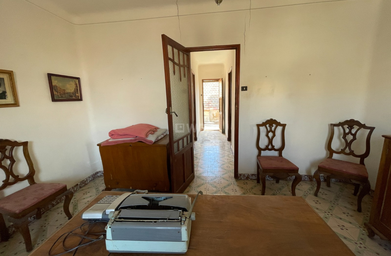 Odsprzedaż - Kamienica - Benejúzar - Inland