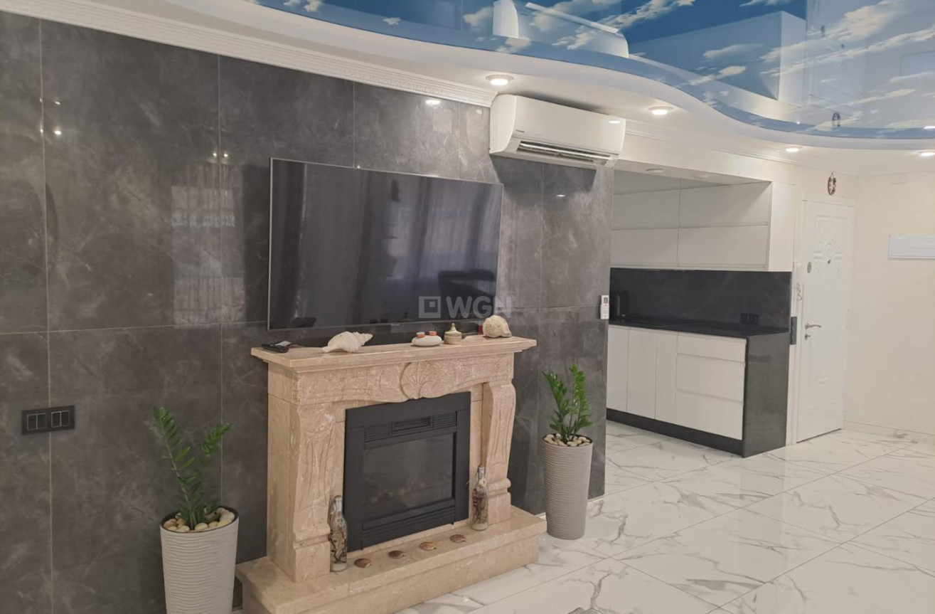 Odsprzedaż - Mieszkanie w bloku - Torrevieja - Costa Blanca