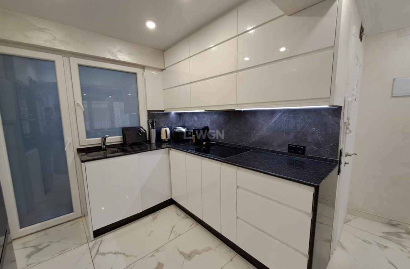 Odsprzedaż - Mieszkanie w bloku - Torrevieja - Costa Blanca