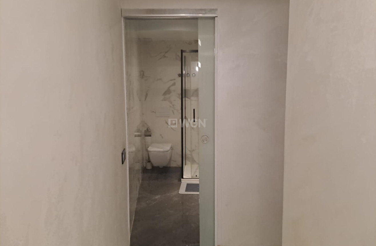 Odsprzedaż - Mieszkanie w bloku - Torrevieja - Costa Blanca