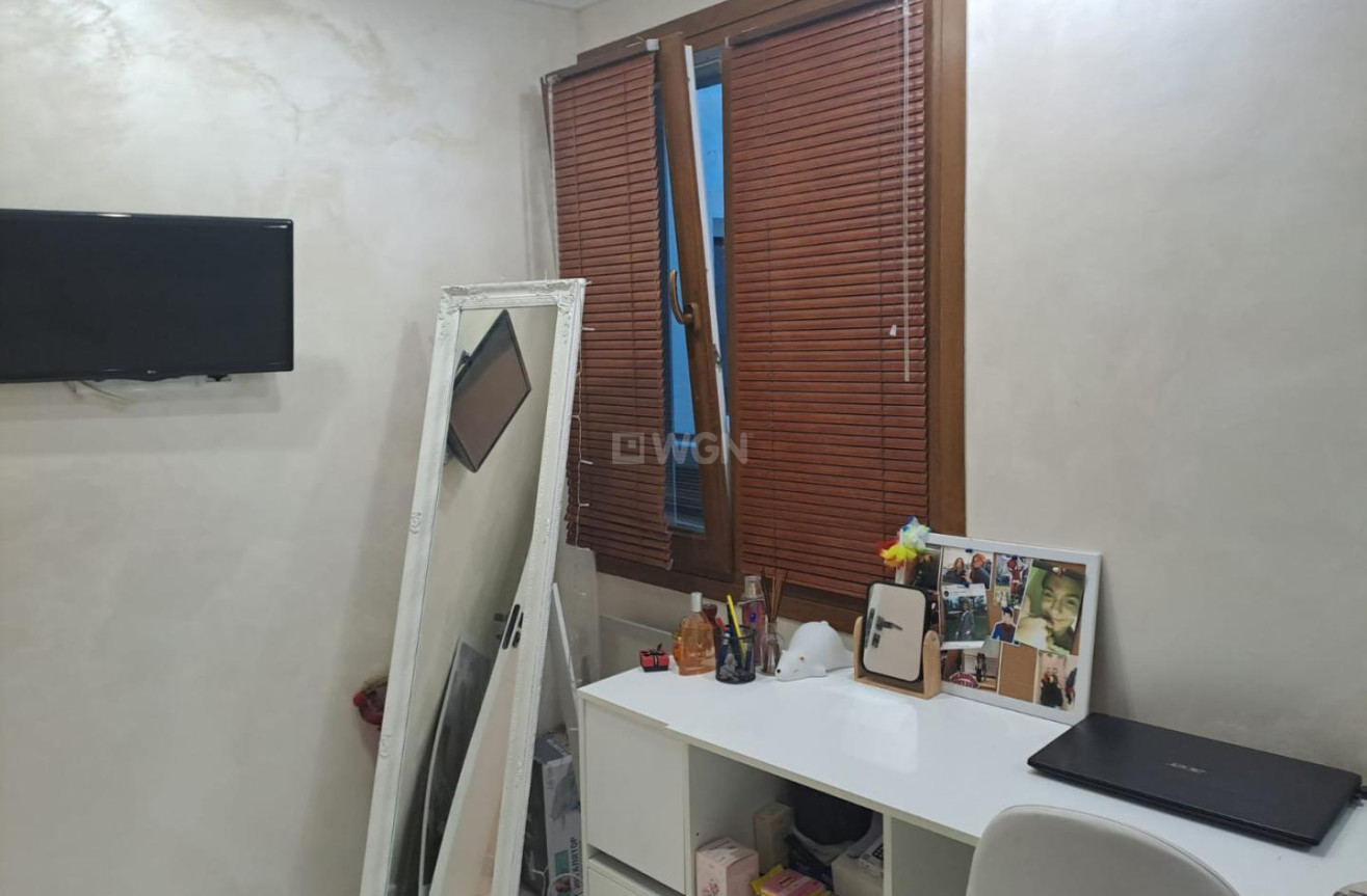 Odsprzedaż - Mieszkanie w bloku - Torrevieja - Costa Blanca