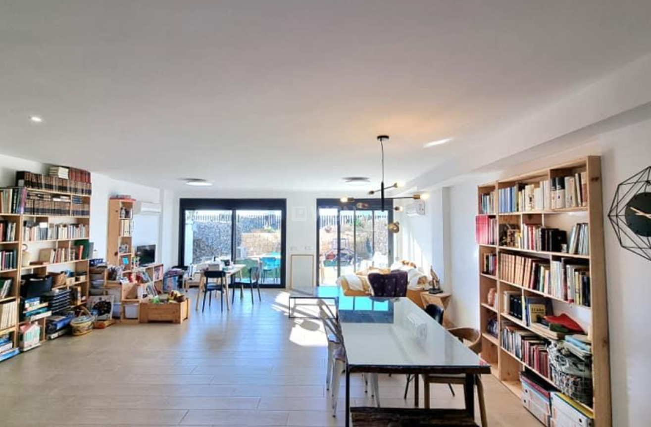 Odsprzedaż - Villa - Benidorm - Costa Blanca