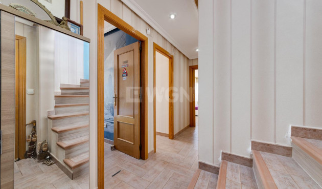 Odsprzedaż - Mieszkanie w bloku - Guardamar del Segura - Costa Blanca