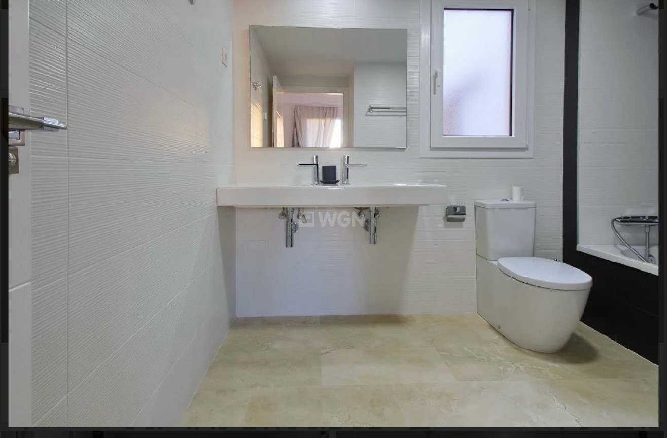 Odsprzedaż - Mieszkanie w bloku - Torrevieja - Costa Blanca