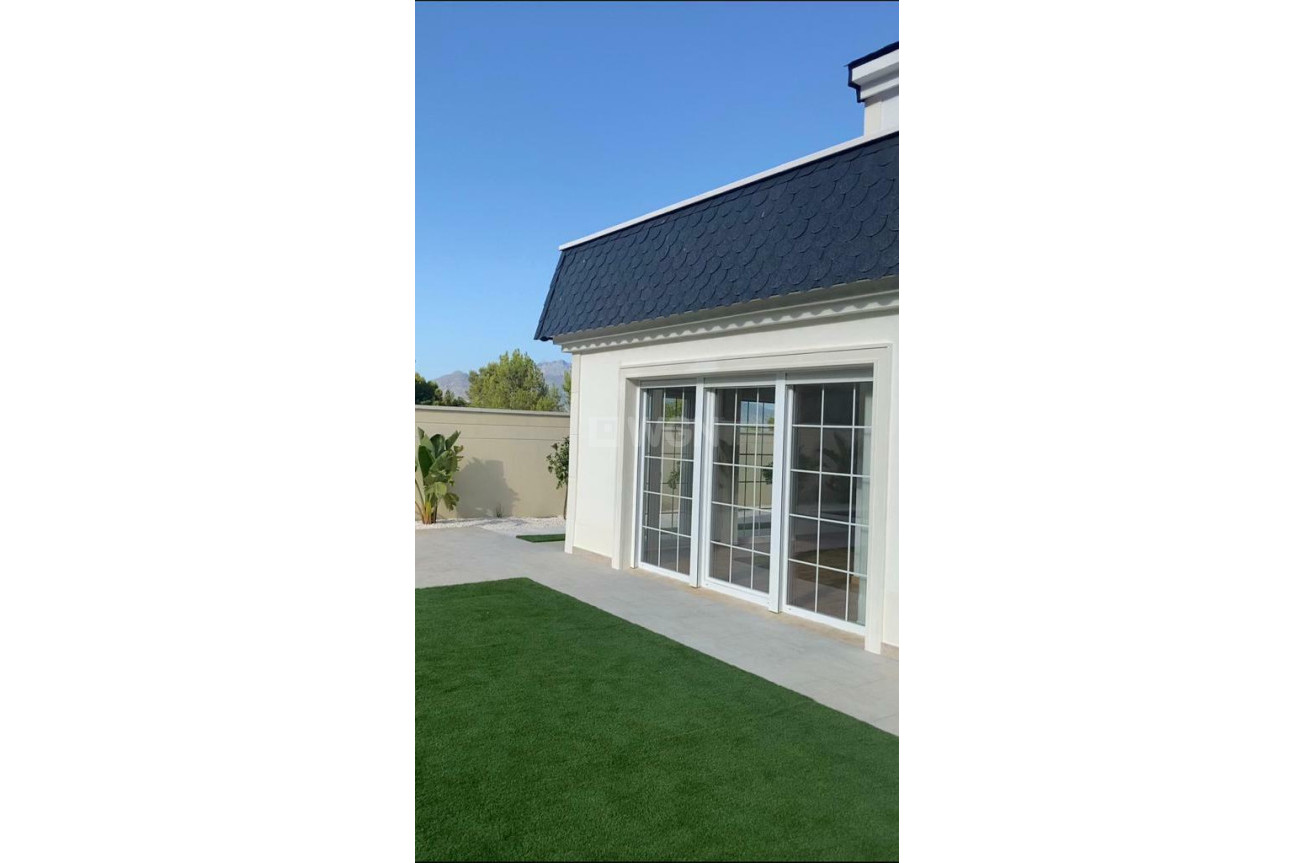 Odsprzedaż - Villa - Polop - Costa Blanca