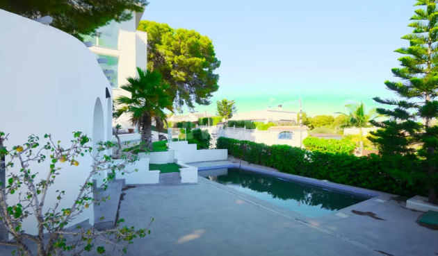 Resale - Villa - Torrevieja - Costa Blanca