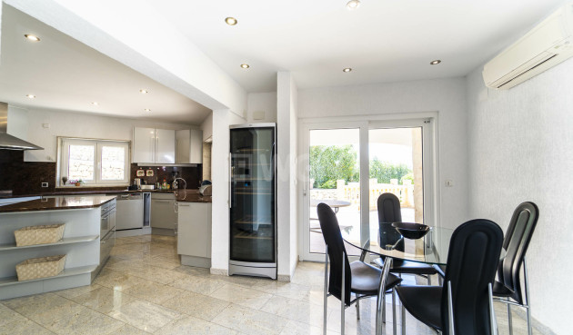 Odsprzedaż - Villa - Calpe - Costa Blanca