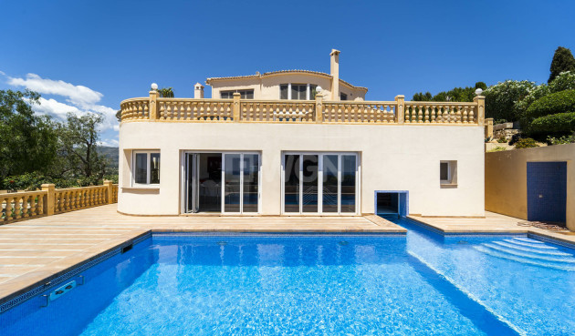 Odsprzedaż - Villa - Calpe - Costa Blanca