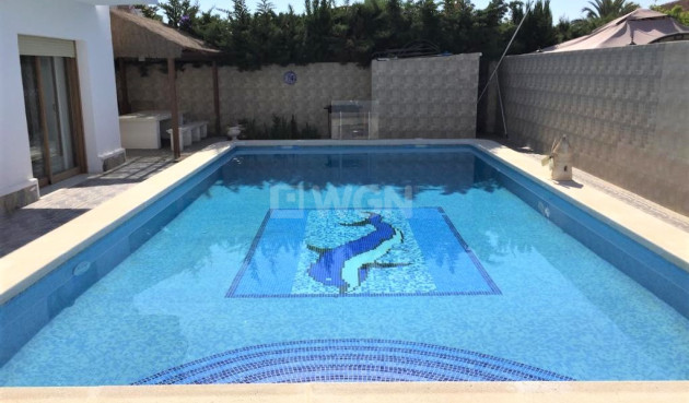 Resale - Villa - Torrevieja - Costa Blanca