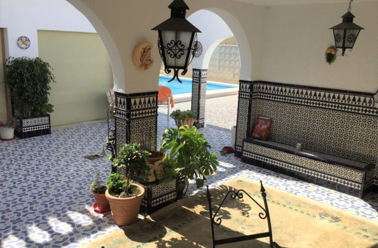 Resale - Villa - Torrevieja - Costa Blanca