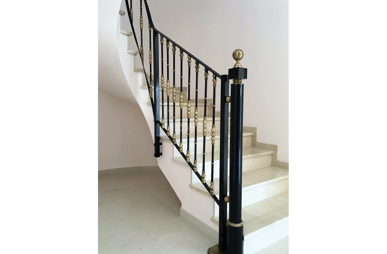 Odsprzedaż - Villa - Cabo Roig - Costa Blanca