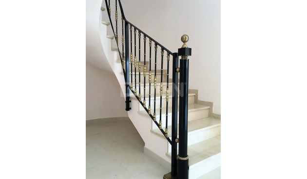 Odsprzedaż - Villa - Cabo Roig - Costa Blanca