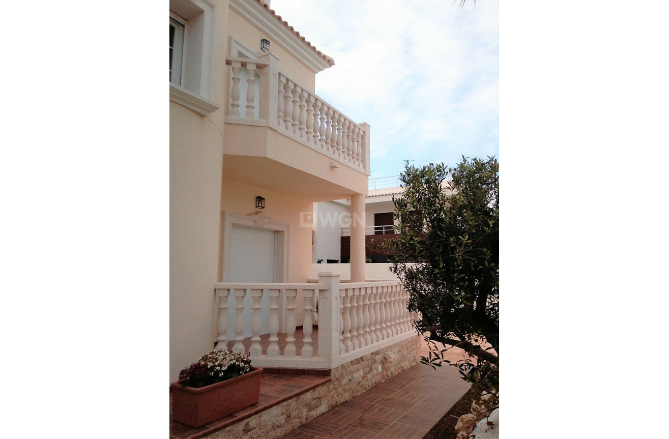 Odsprzedaż - Villa - Cabo Roig - Costa Blanca