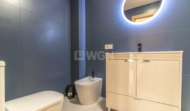 Resale - Apartment / flat - Torrevieja - Costa Blanca