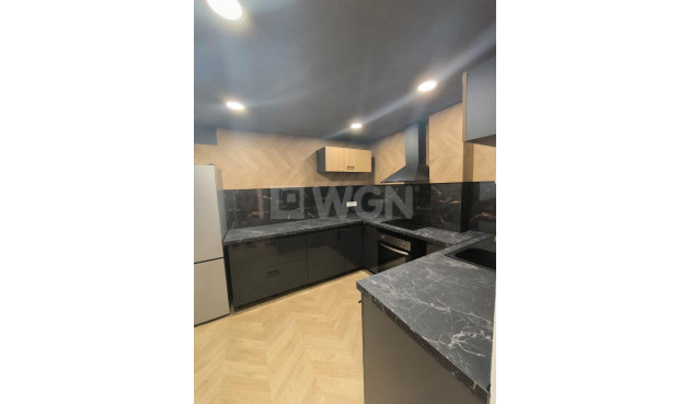 Resale - Apartment / flat - Torrevieja - Costa Blanca