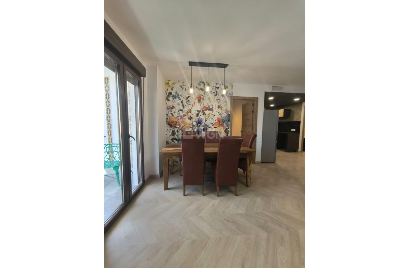 Resale - Apartment / flat - Torrevieja - Costa Blanca