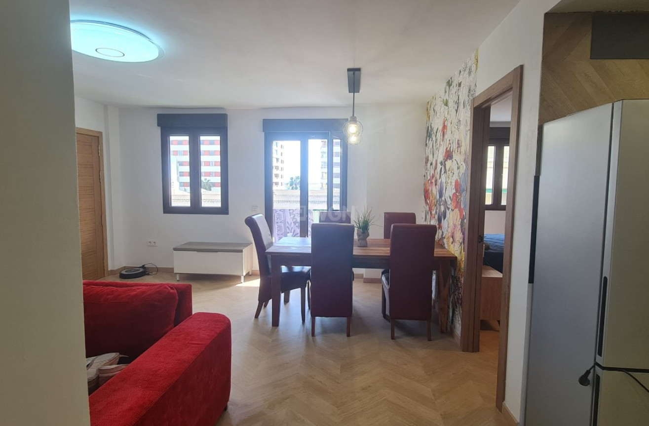 Resale - Apartment / flat - Torrevieja - Costa Blanca
