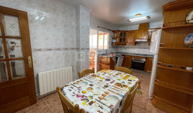 Odsprzedaż - Kamienica - Formentera del Segura - Costa Blanca