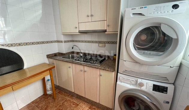 Odsprzedaż - Kamienica - Formentera del Segura - Costa Blanca