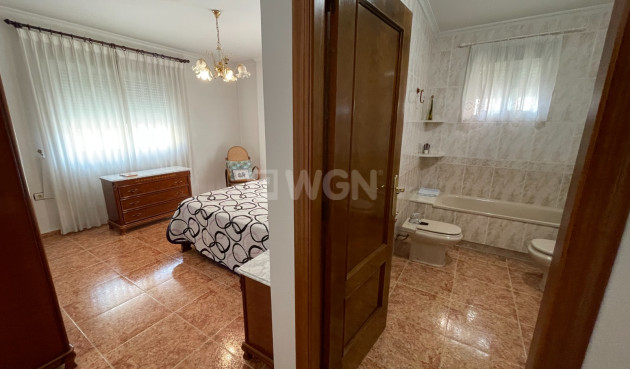 Odsprzedaż - Kamienica - Formentera del Segura - Costa Blanca