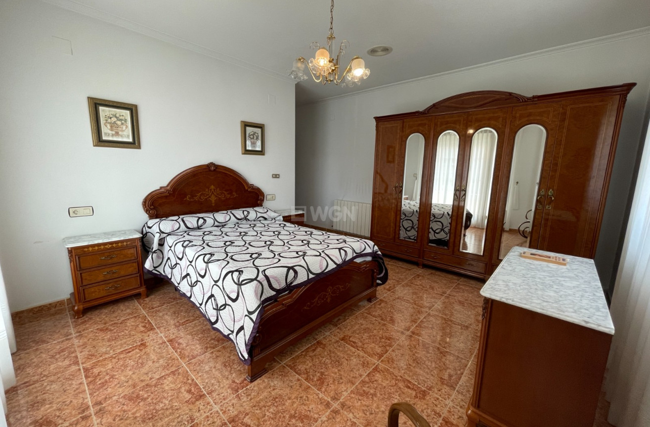 Odsprzedaż - Kamienica - Formentera del Segura - Costa Blanca