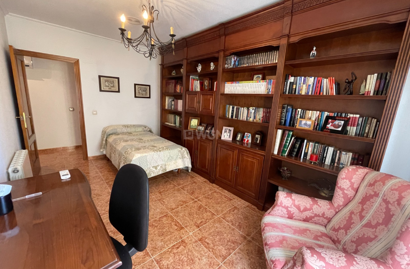 Odsprzedaż - Kamienica - Formentera del Segura - Costa Blanca