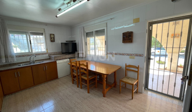 Odsprzedaż - Villa - Crevillent - Inland