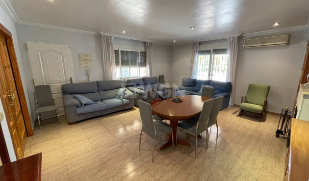 Odsprzedaż - Villa - Crevillent - Inland