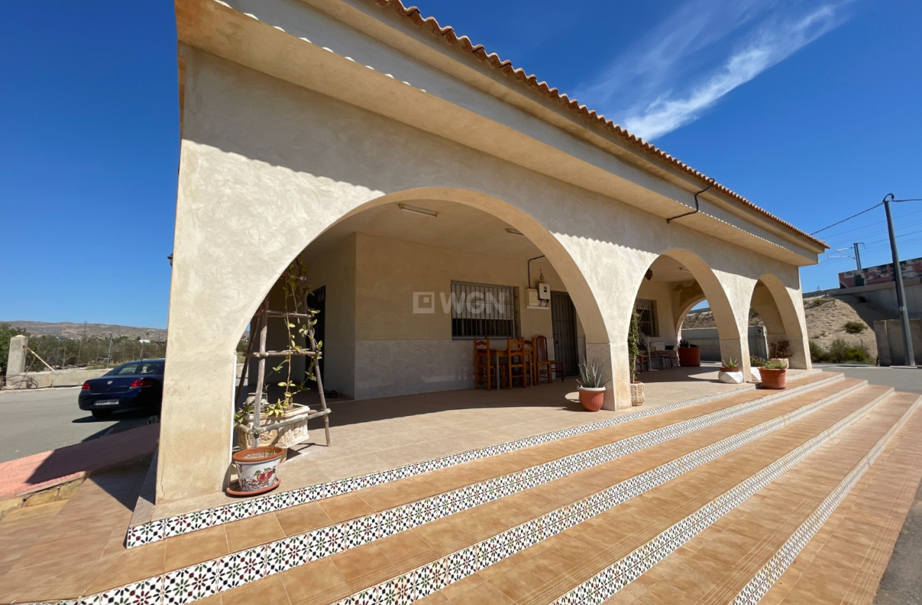 Odsprzedaż - Villa - Crevillent - Inland