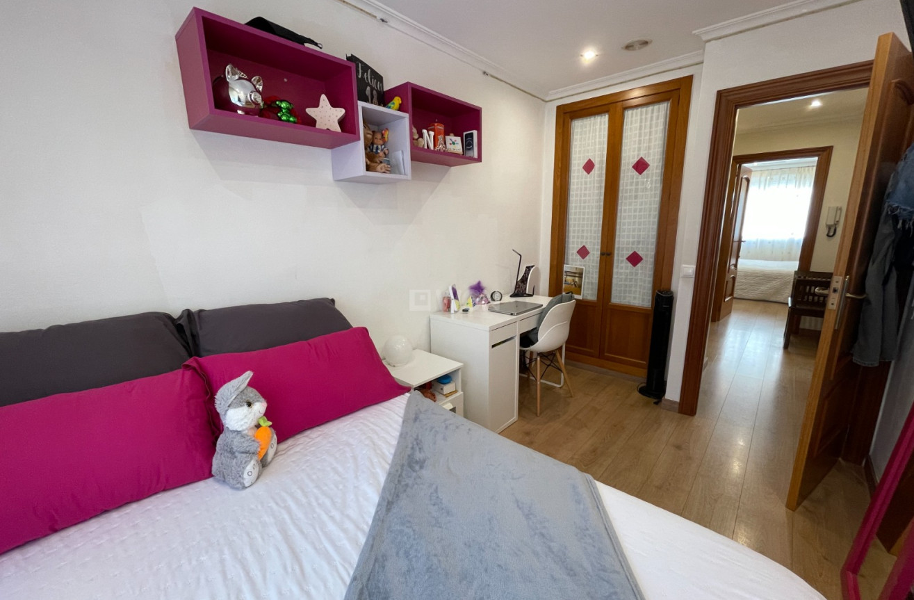 Odsprzedaż - Kamienica - Elche - Costa Blanca