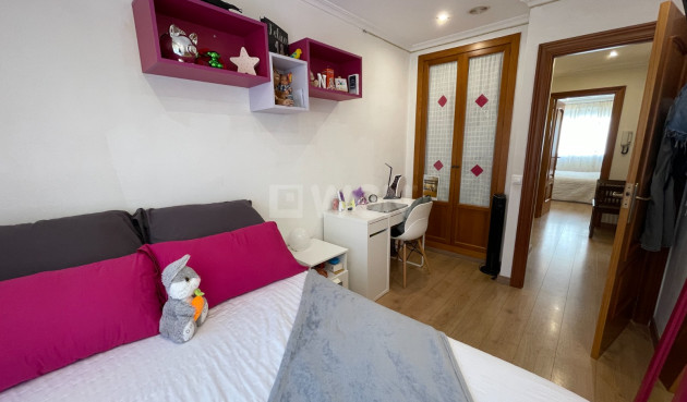 Odsprzedaż - Kamienica - Elche - Costa Blanca