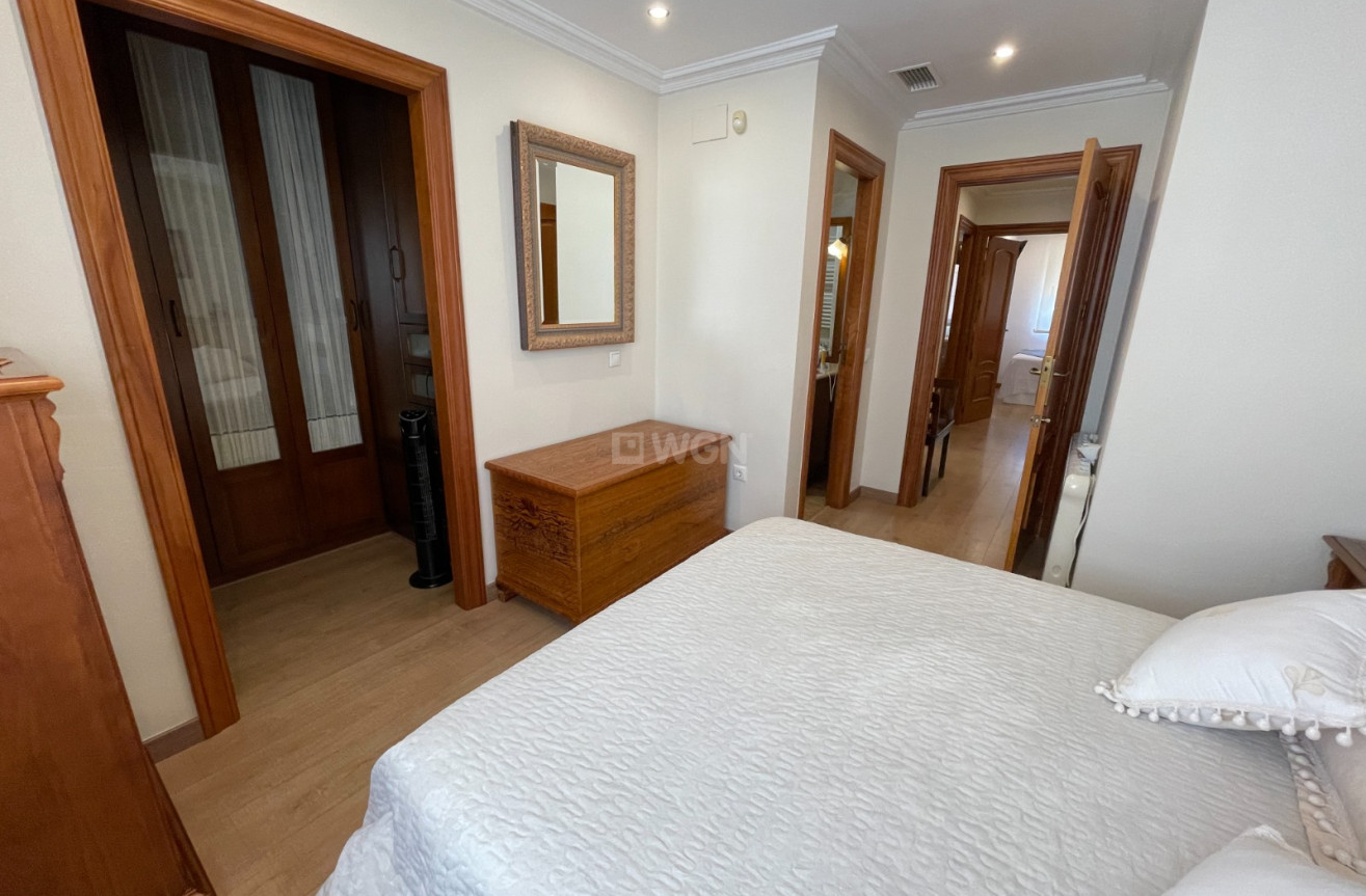 Odsprzedaż - Kamienica - Elche - Costa Blanca