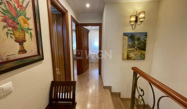 Odsprzedaż - Kamienica - Elche - Costa Blanca