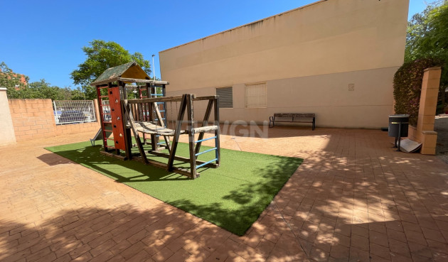 Odsprzedaż - Kamienica - Elche - Costa Blanca