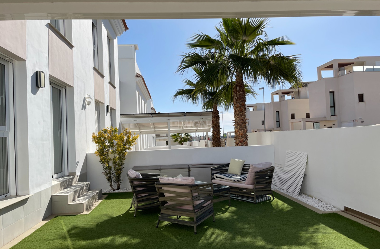 Odsprzedaż - Mieszkanie w bloku - Rojales - Inland