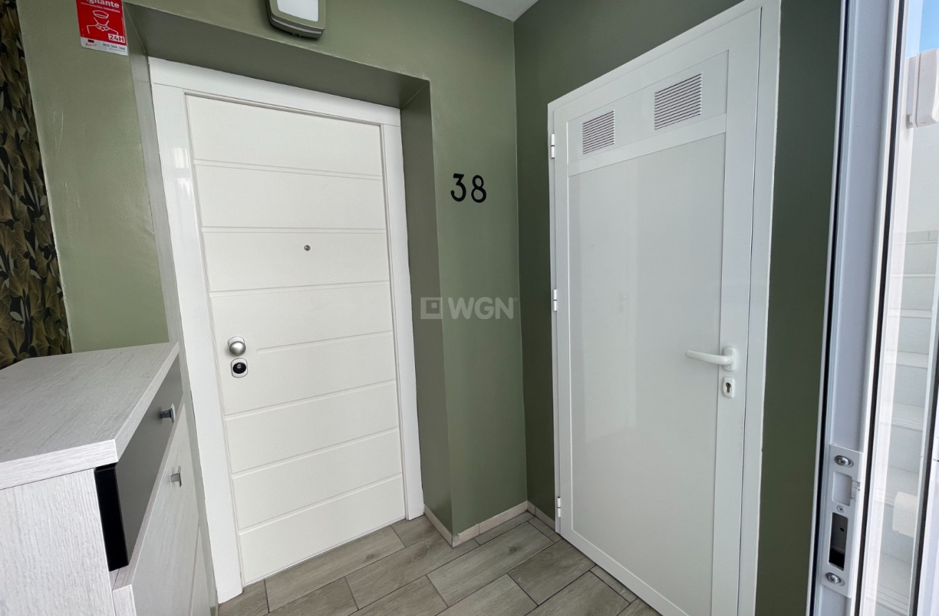 Odsprzedaż - Mieszkanie w bloku - Rojales - Inland