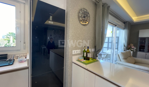 Odsprzedaż - Mieszkanie w bloku - Rojales - Inland