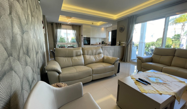 Odsprzedaż - Mieszkanie w bloku - Rojales - Inland