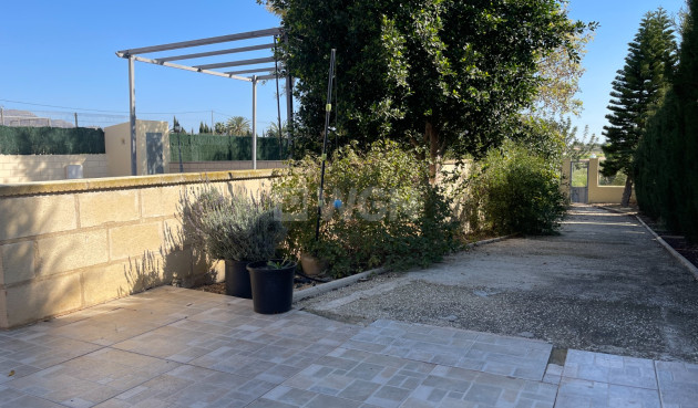 Wiederverkauf - Villa - Albatera - Inland