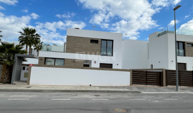 Resale - Villa - Benijofar - Costa Blanca