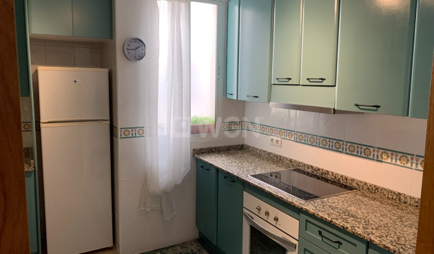 Odsprzedaż - Mieszkanie w bloku - Torrevieja - Costa Blanca